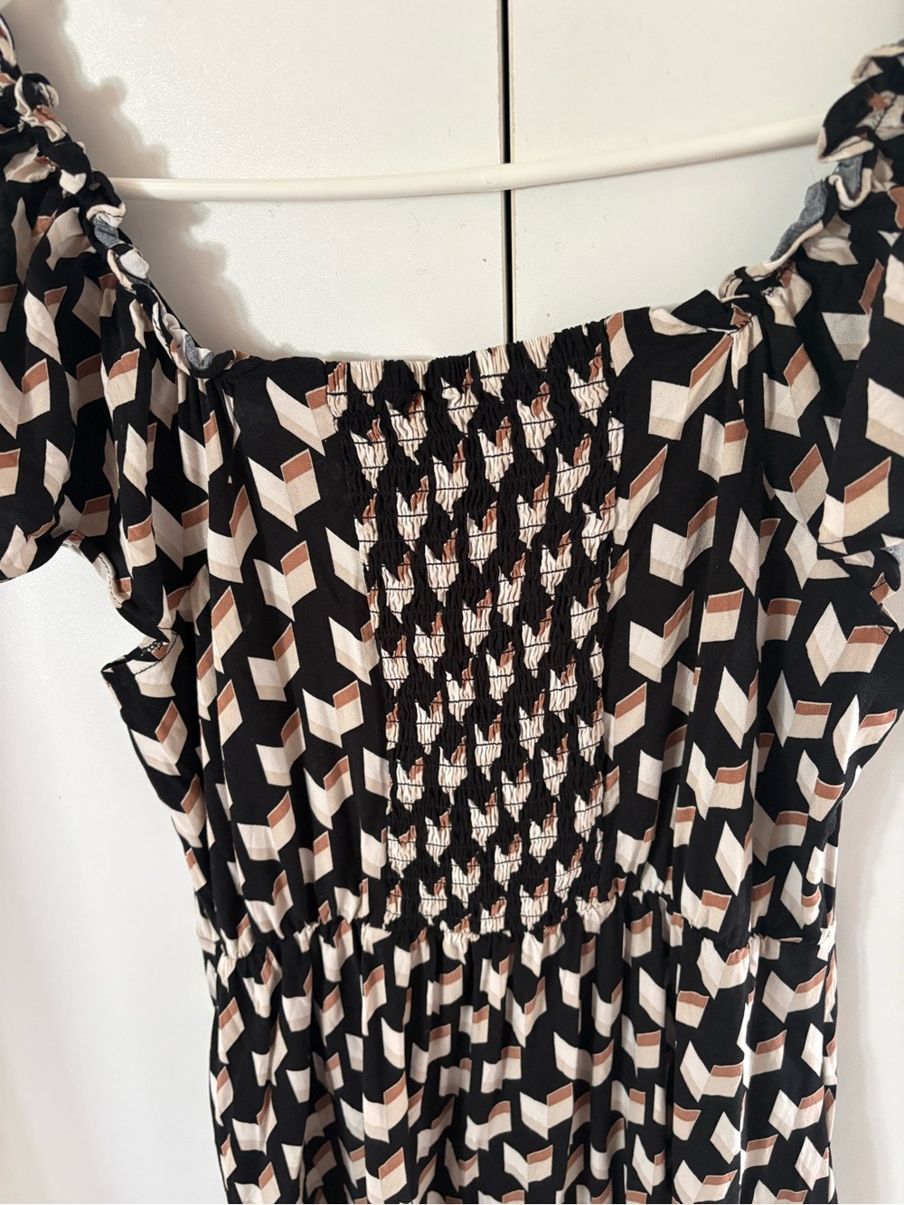 Vera Moda patterned Ruffle Sleeve Cami Dress - Picture 4 of 5